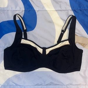 Never worn with tags womens bikini top